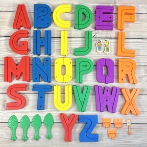 VTG Playskool Sesame Street ALPHABET ROADWAY 1988 Track Bert & Ernie + Parts LOT
